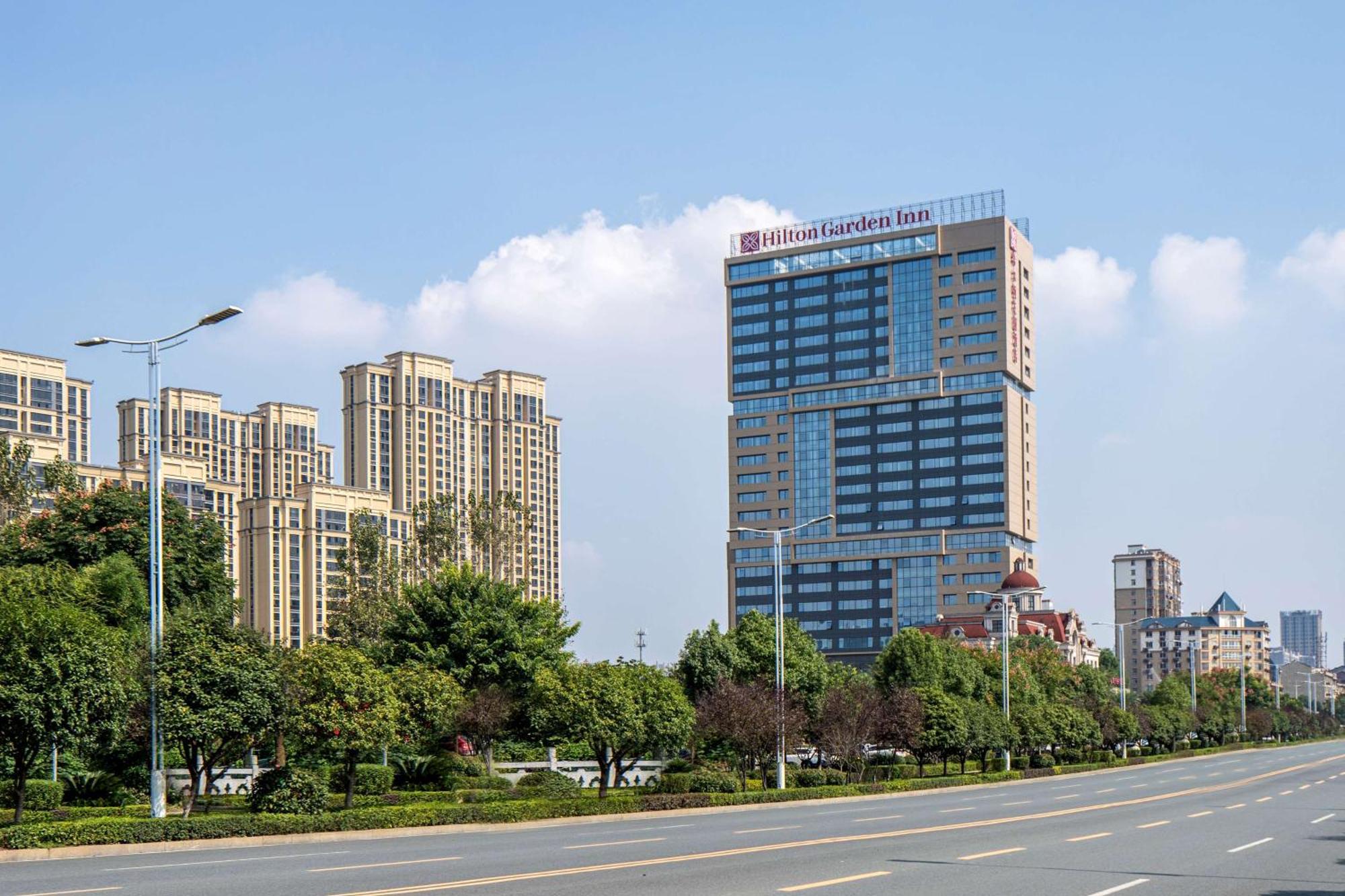 Hilton Garden Inn Changde Dingcheng Exteriör bild